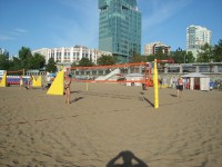 Стойки для пляжного волейбола с механизмом натяжения (с протекторами) - fgospostavki.ru - Екатеринбург